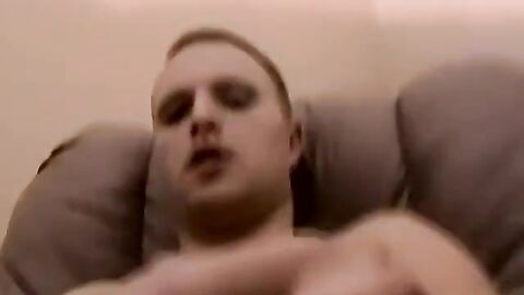 JoeSchmoeXXX.com - Gorgeous twink Keith gets a nice head from a sexy Jason