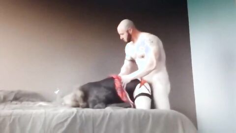 Bareback Amateur Crossdresser Takes Big Cock Anally