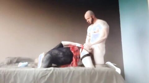 Bareback Amateur Crossdresser Takes Big Cock Anally