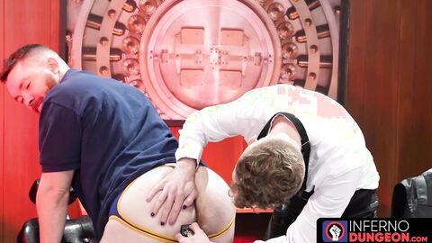 InfernoDungeon.com - Nathan Daniels' deep fisting and self-pleasure session with Loga