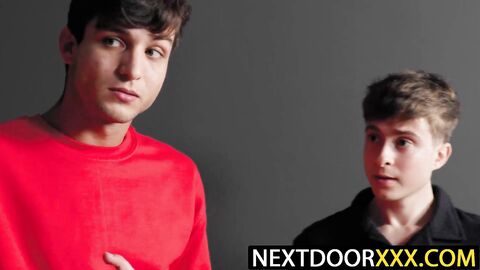 NextDoorXXX.com - Elliot Finn surprises Dakota Payne with a threesome