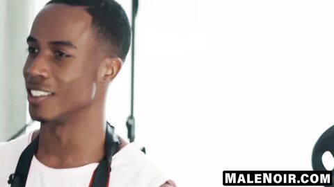 MaleNoir.com - Beaux Banks andTrey ditch the shoot for cock focused session