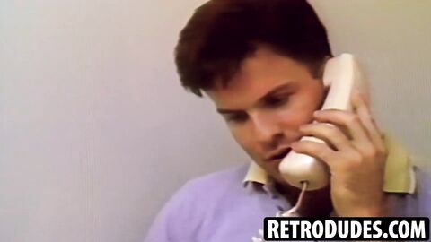 RetroDudes.com - Dodge shares passionate kisses and sixty-nine action with his hung c