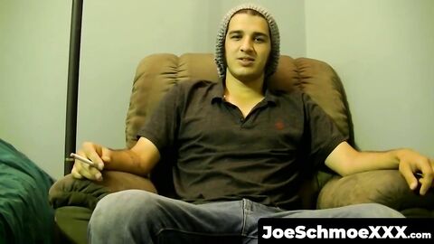 JoeSchmoeXXX.com - The dude is about to earn some money by jacking it off