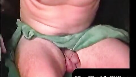 MenWorkinXXX.com - Tattooed butt muncher strokes his stiff pecker with joy