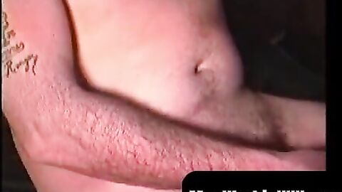 MenWorkinXXX.com - Tattooed butt muncher strokes his stiff pecker with joy