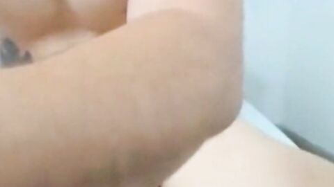 Colombian Fingering Himself