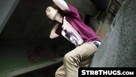 Str8Thugs.com - Horny skater dude Sean Johansen's car-bound cock stroking adventure