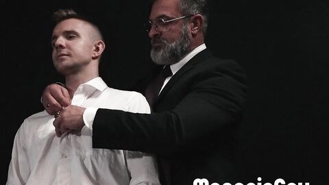 Stud apprentice dicked down by his masters during atonement