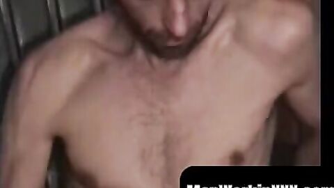 MenWorkinXXX.com - He finally gets the chance to jack off his hard