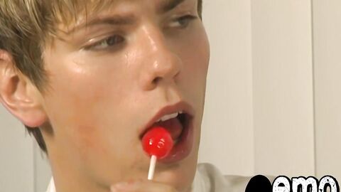 Twink lovers Blair Mason and Kaylo Riley enjoying anal sex