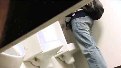 Public Amateur Blowjob & Masturbation