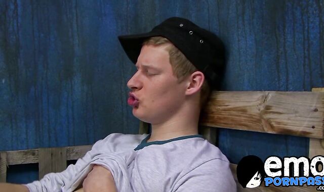 Young man fills his lovers mouth with cock and rims his ass