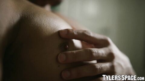 Jock jerking off solo with his chiseled 6 pack abs showing
