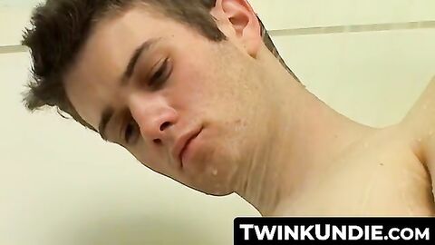 TwinkUndie.com - Sweet twinkie's undies-on masturbation and powerful cumshot