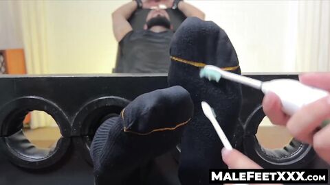 MaleFeetXXX.com - Rikk York locked up and giggling in a tickle torment by three strai
