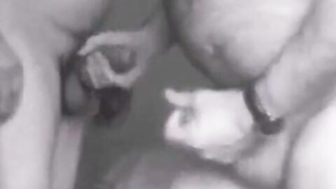 Abuelo con una gran polla dura - Video Amateur de Daddy