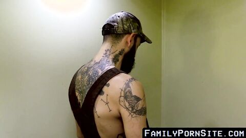 FamilyPornSite.com - Hillbilly's raw dick in delinquent stepson's ass