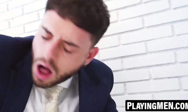 PlayingMen.com - Valentine's rough face fucking by Bruno Max and Manuel Reyes