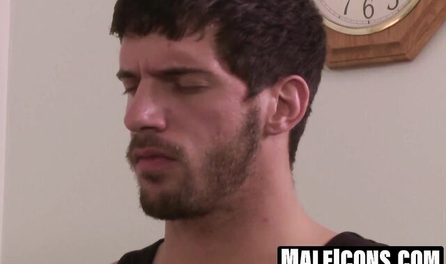 MaleIcons.com - Dreamy jock Ty Roderick chokes me during tight ass ravaging