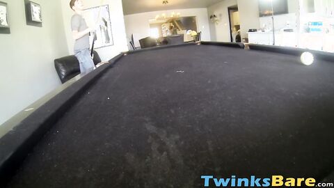 Young man gets fucked by his friends after giving double BJ