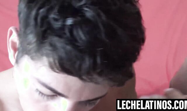 LecheLatinos.com - Relishing a threesome with Emanuel and Leo