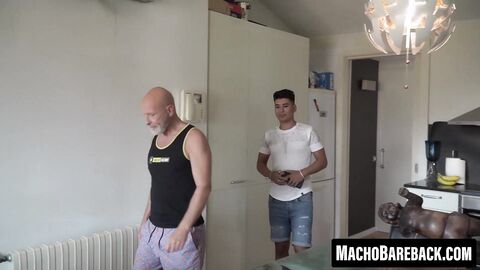 Benedictux introduces his juicy ass to new neighbor Amir Inneros