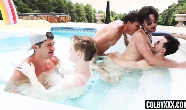 Colby Chambers and Mickey Knox have an all out bareback orgy