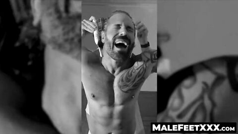 MaleFeetXXX.com - Joey's crazy laughter during a hairy guy's tickle