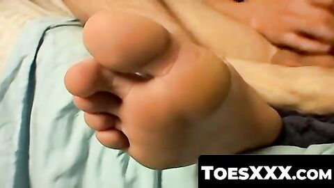 ToesXXX.com - Skinny twink's toe showcase and passionate solo jerk off
