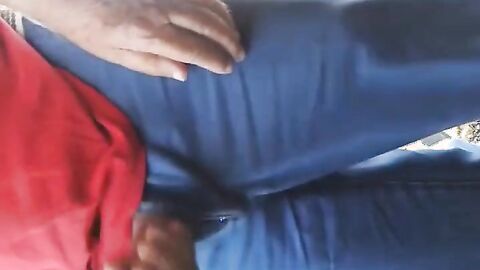 Daddy me folla en el parking - Amateur Bareback Outdoor Fuck