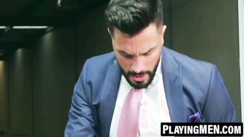 PlayingMen.com - Vicious men bangs Andrea Suarez's tight workmate hole