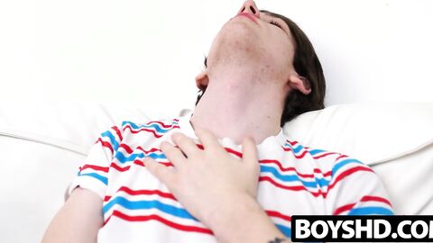 BoysHD.com - Nerdy Ben Kiss' hot solo masturbation ends with a splash