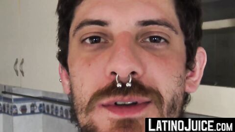 Curly bearded Arnold pierced deeply in the asss by two gigantic dicks