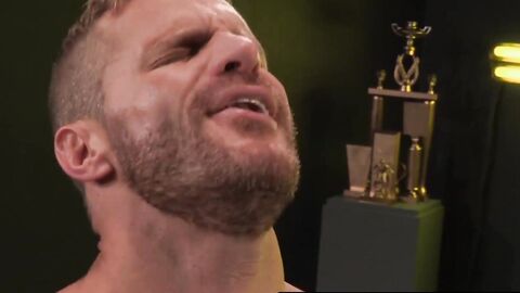 FalconsXXX.com - Massive jock swallows hard cock before getting barebacked hard