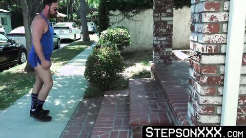 New mailman sealed his huge and lean package inside Michael Bostons ass