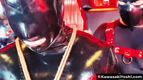 KawasakiYoshi.com - Japanese gay Yoshi Kawasaki shows his anal rosebud while being fi