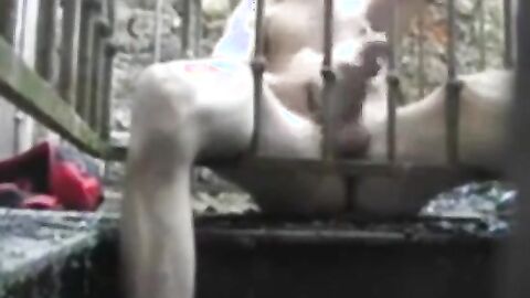 Homeless Big-Cock Amateur Masturbating