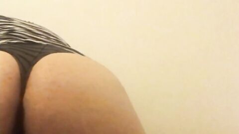 Fat Bubble-Butt Femboy Strips