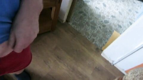 Bären-Handjob für den Jungen