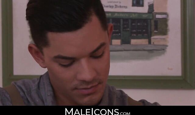 MaleIcons.com - Ethan Slade and Austin Andrews' post school anal antics