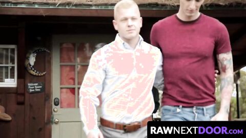 RawNextDoor.com - Muscle gay Leo Luckett spitroasted during bareback threeway with La