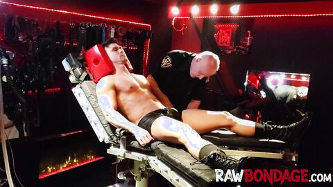 Willing sub gets into a bondage and endure pain for pleasure