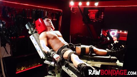 Willing sub gets into a bondage and endure pain for pleasure