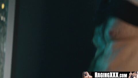 RagingXXX.com - Young Travis Connor barebacked by muscle Jock Tony's big cock