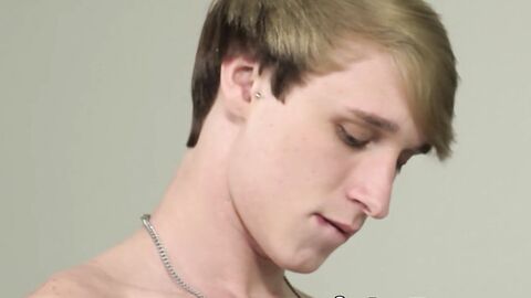 Petite twink Max Rose raw rides the massive cock of Eli Sky