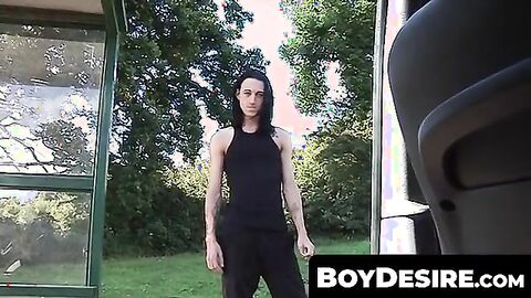 BoyDesire.com - Doctor's office fun with a spitroasted twink's anal play