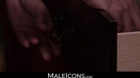 MaleIcons.com - Gay jock's oral fixation slurping and sucking his best friend's cock