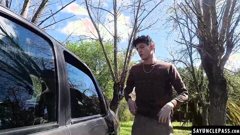 Dylan Segundo and Tonny Elliot share a hot cock ride in the backseat