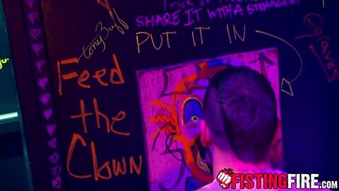 Skater punk Rogue Status pounded loves to be drenched with hot juices